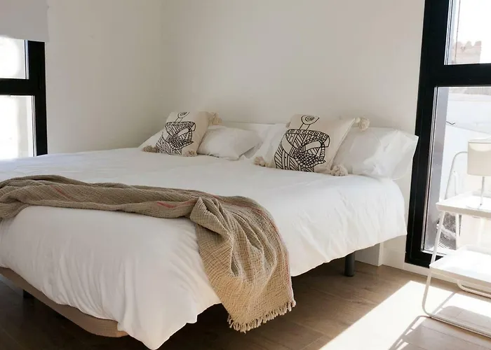 Gotoseville Gerona Апартаменты