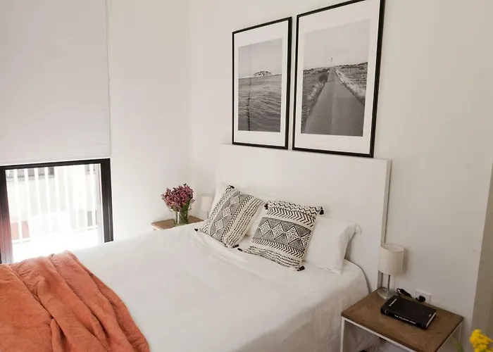 Gotoseville Gerona Апартаменты